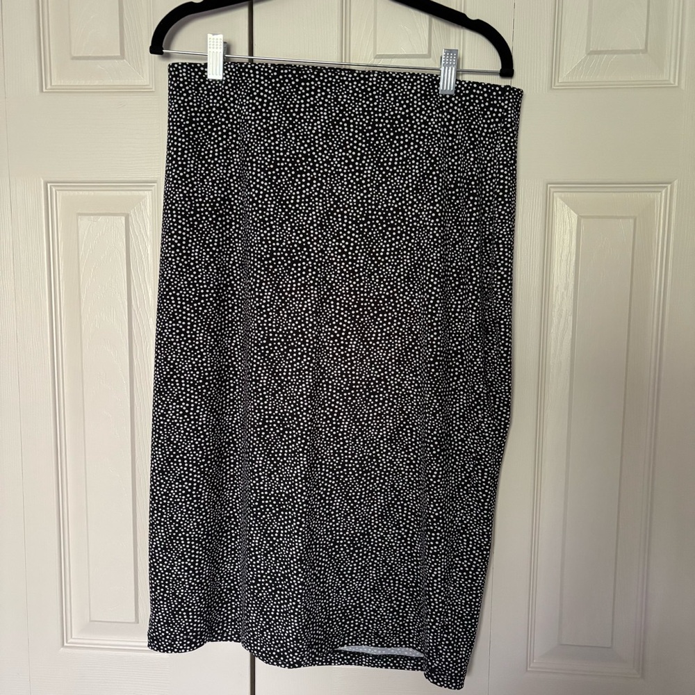 Black and White Polka Dot Skirt